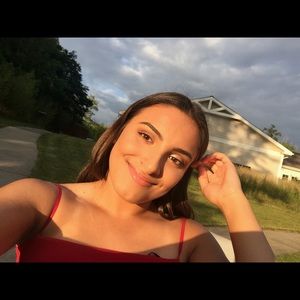 Meet your Posher, Kiara